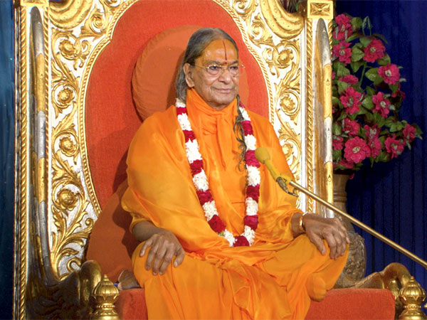 Jagadguru Kripalu Ji Maharaj: World’s Fifth Jagadguru Who Elevated Humanity